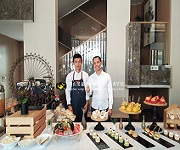 江門時代天韻樓盤暖場活動特邀展翅咖啡師西點師到現場咖啡拉花和西點制作